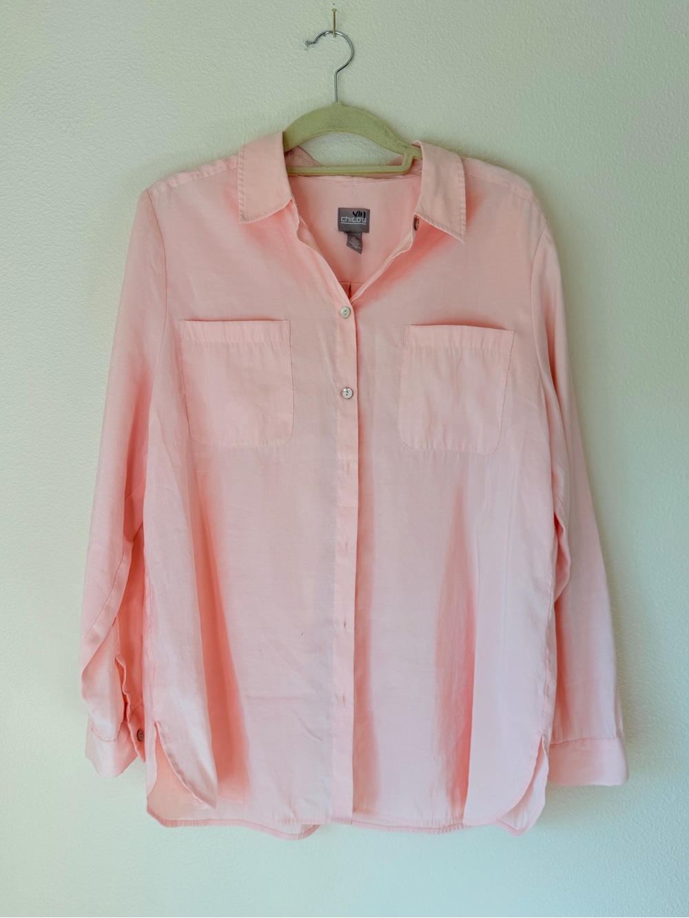 Chico's Lightweight Button-Up Shirt in Soft Pink, Size Large